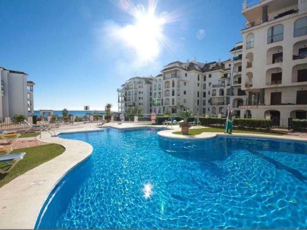 Ferienwohnung Stunning Views Await You In Marina De La Duquesa Castillo de Sabinillas Exterior foto